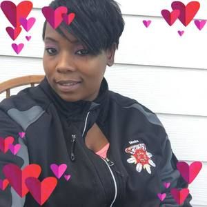 Meet your Posher, Monica